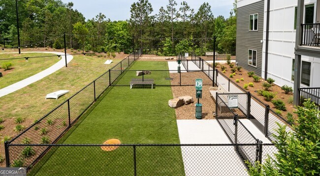 Building Photo - 6000 Ava Ave