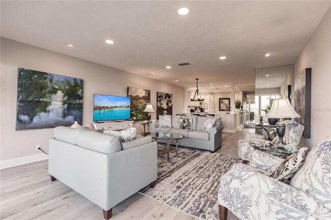 Building Photo - 1255 E Peppertree Dr