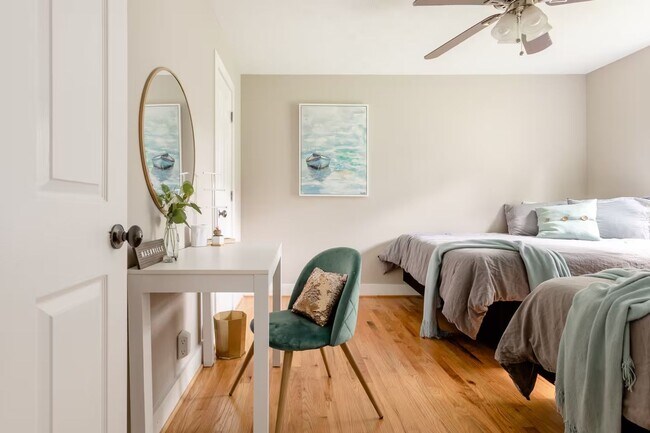 Building Photo - Ideal West Nashville Location!