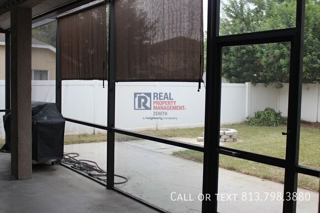 Building Photo - 13655 Artesa Bell Dr