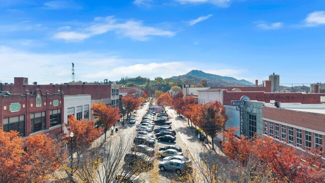 Bridwell on Broad - Kingsport - Bridwell on Broad