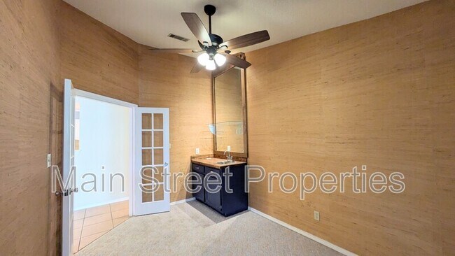 Building Photo - 7171 N 9th Ave