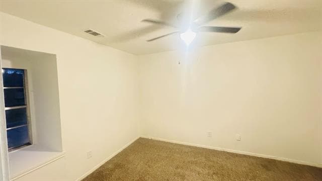 Building Photo - 604 Towne House Ln