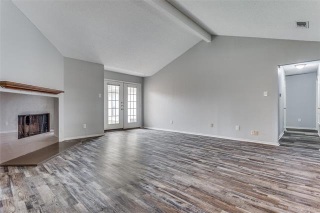 Building Photo - 209 W Schreiber St