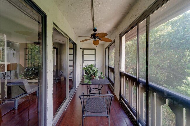 Building Photo - 240 N Bayshore Blvd