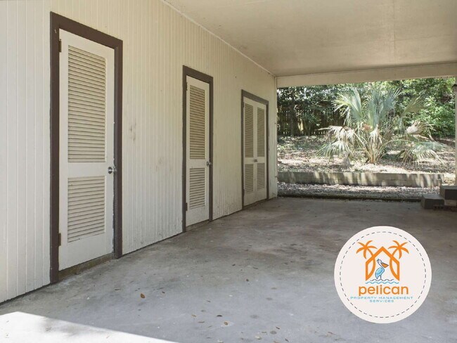 Building Photo - Charming 3-Bedroom, 2-Bath Home on a Shaded Lot in Pensacola