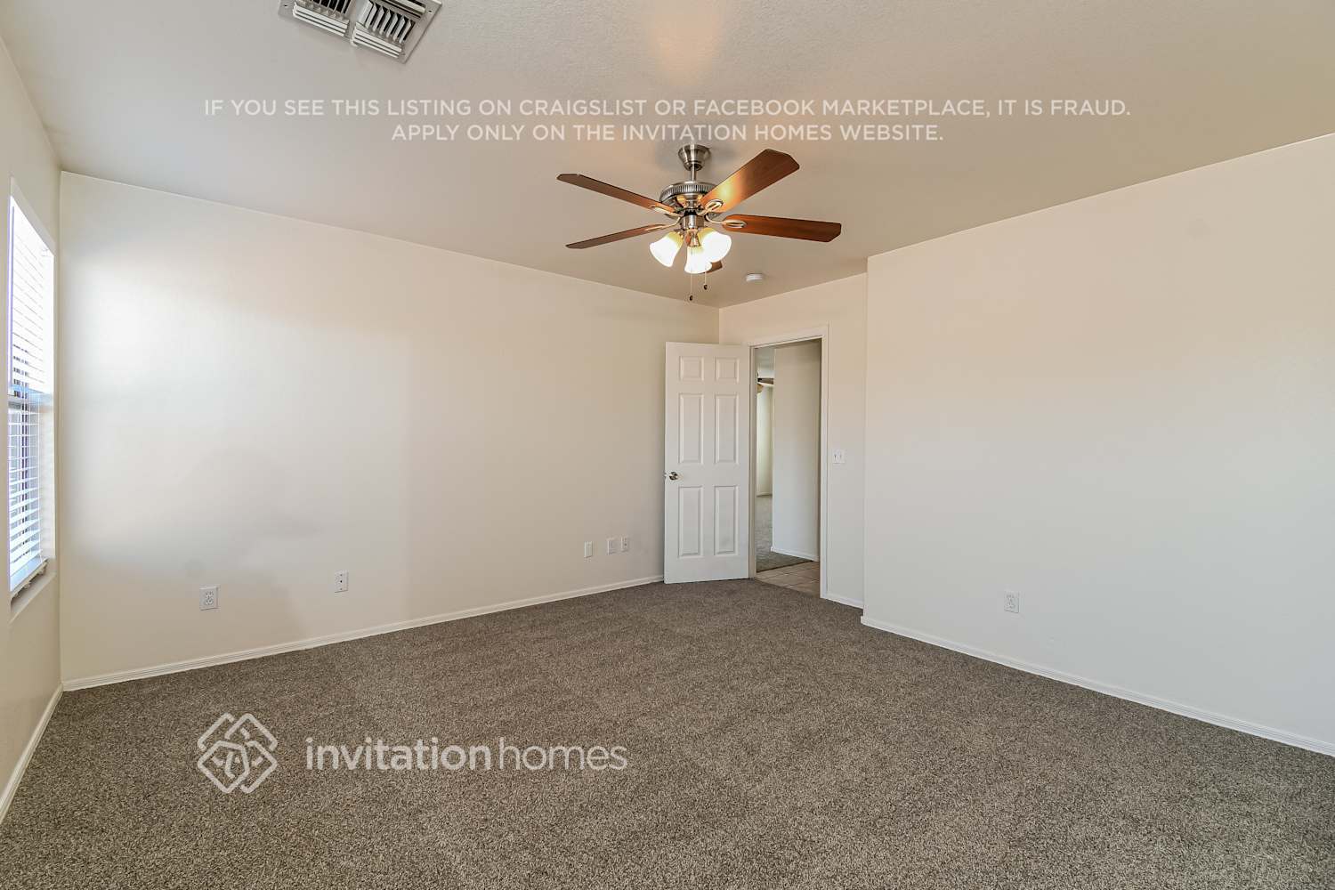 Building Photo - 11304 E Quarry Ave