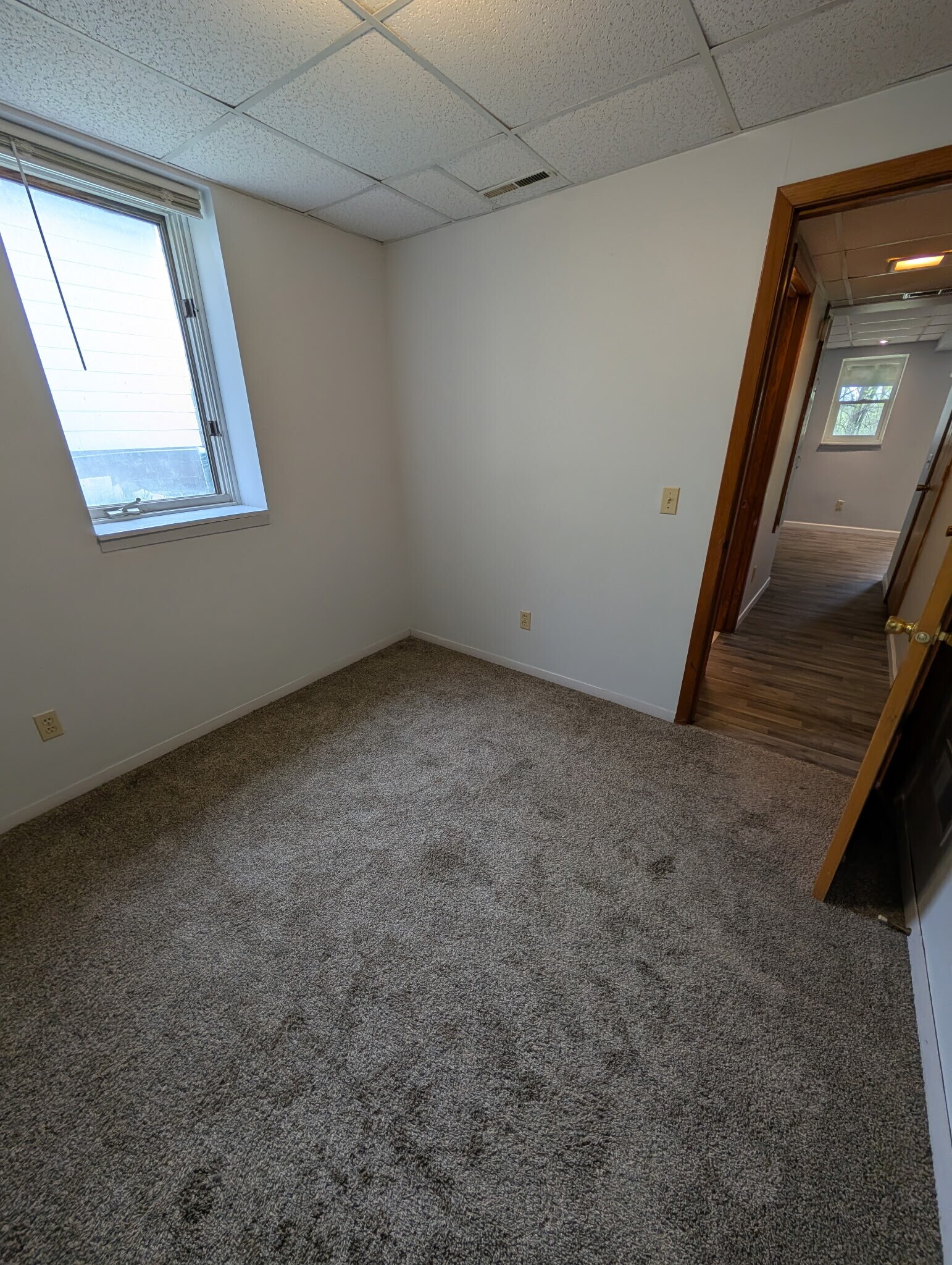 Building Photo - 111 James Ave