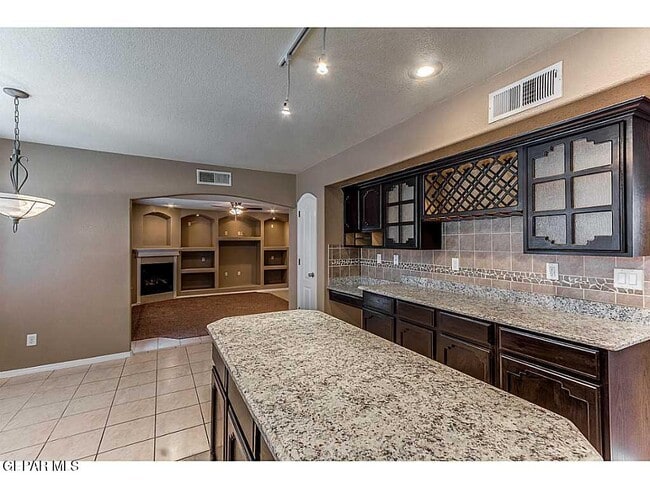 Building Photo - 12473 Tierra Limon Dr