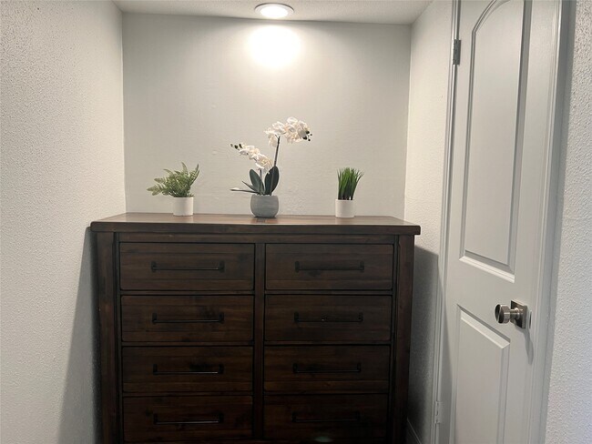 Building Photo - 11507 Willwood Dr