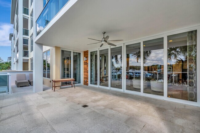 Building Photo - 2700 Donald Ross Rd