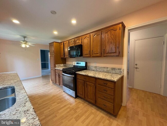 Building Photo - 5301 New Church Ct