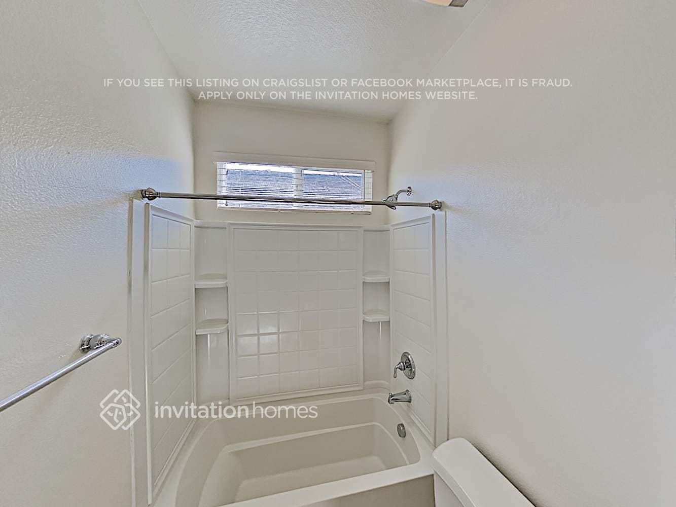 Building Photo - 1279 Regent Cir