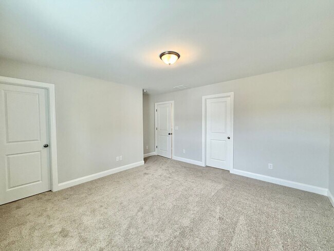 Building Photo - Stunning New Construction 3BD, 3.5BA Fuqua...