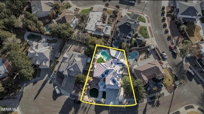 Building Photo - 1984 Paseo Granada Ln