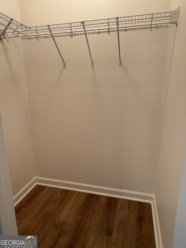 Building Photo - 160 2nd St