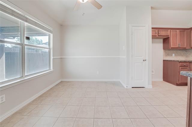 Building Photo - 1813 Caney Creek Dr