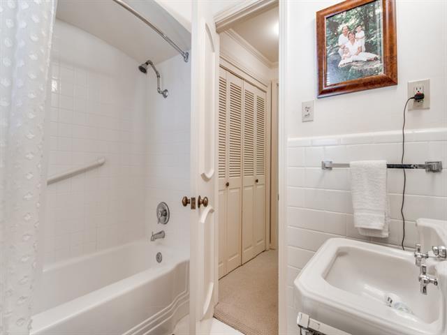 Building Photo - 4510 Westway Ave