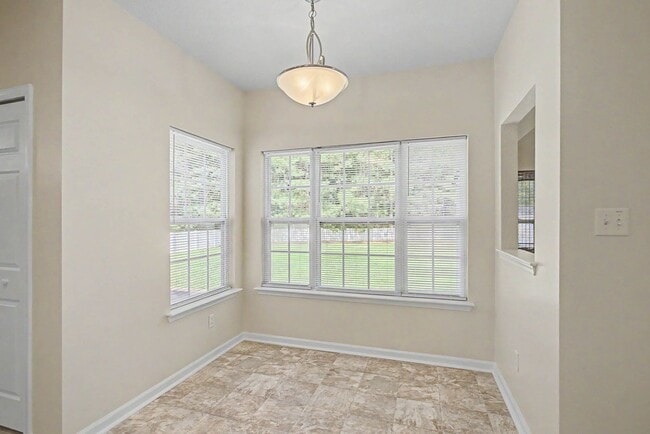 Building Photo - 354 Canaan Cir