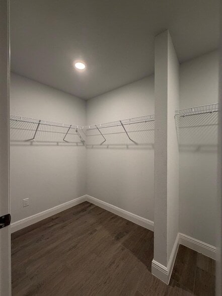 Building Photo - 4150 130th Ave N