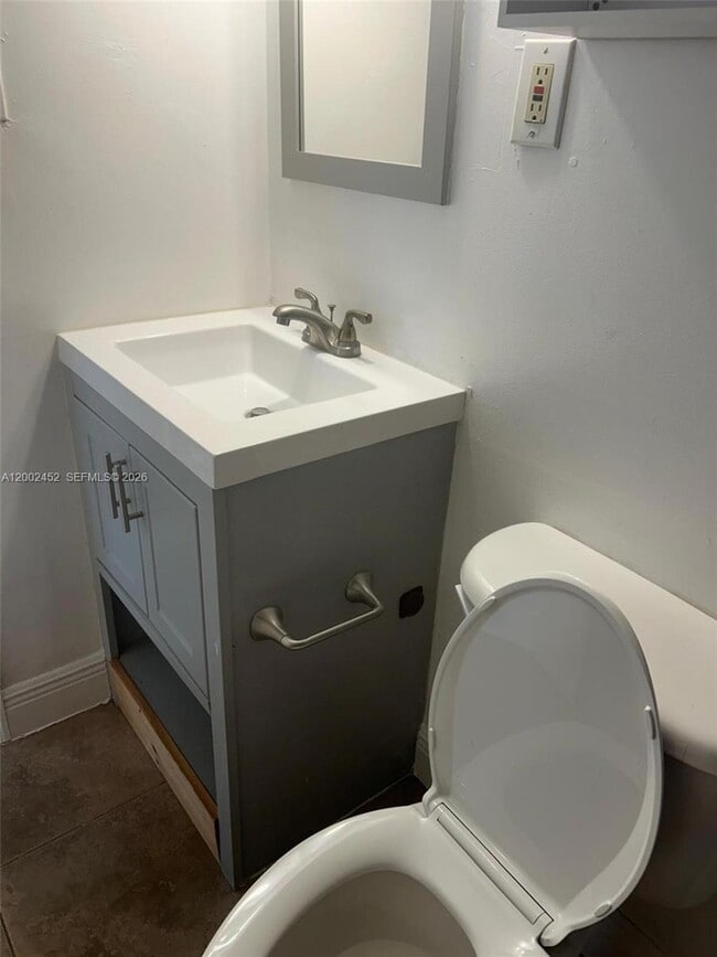 Building Photo - 6100 SW 68th St