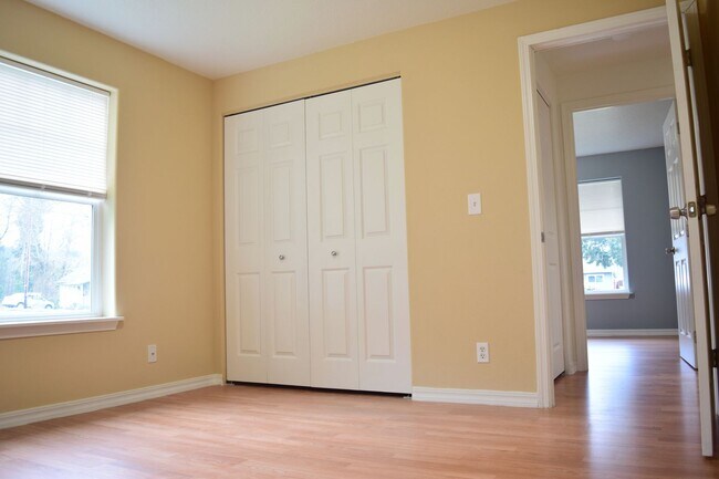 Building Photo - Osage St- OS