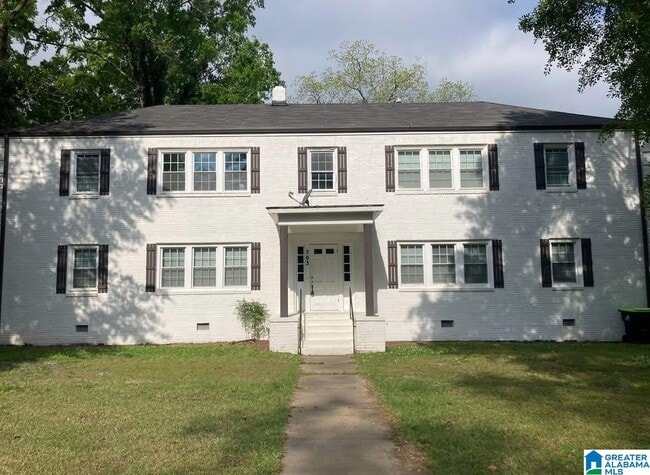 Primary Photo - 303 S Broadway Ave