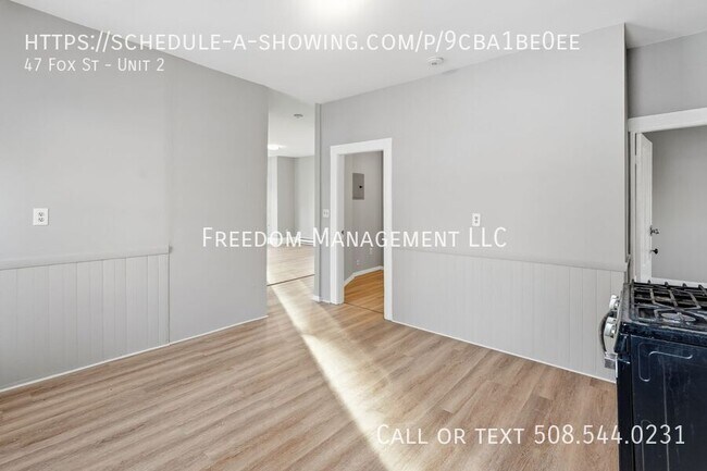 Building Photo - 47 Fox St