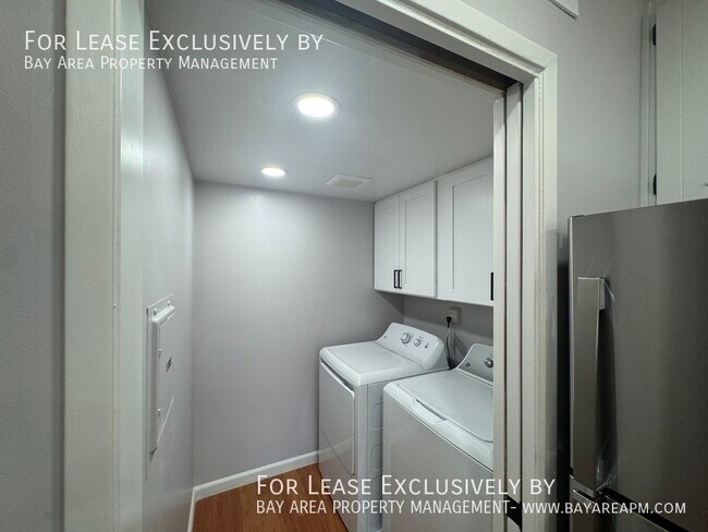 Building Photo - 3349 Brittan Ave