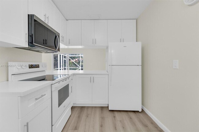 Building Photo - 3504 NW 85th Ave