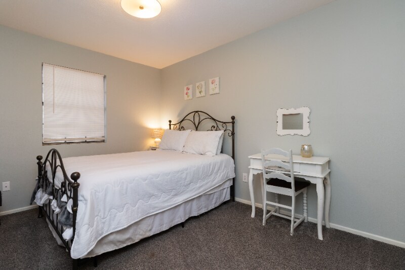Building Photo - 3309 Ault Dr
