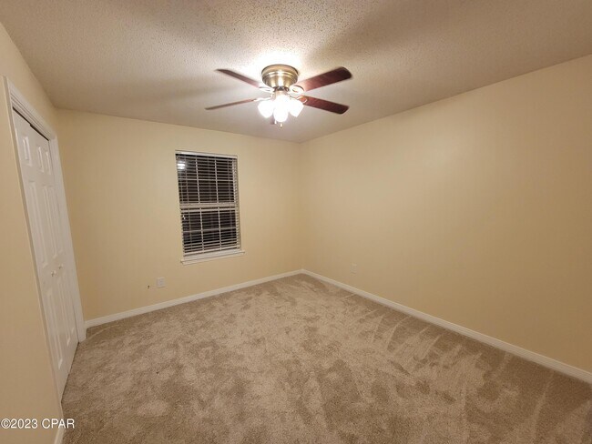 Building Photo - 6967 Raburn Rd