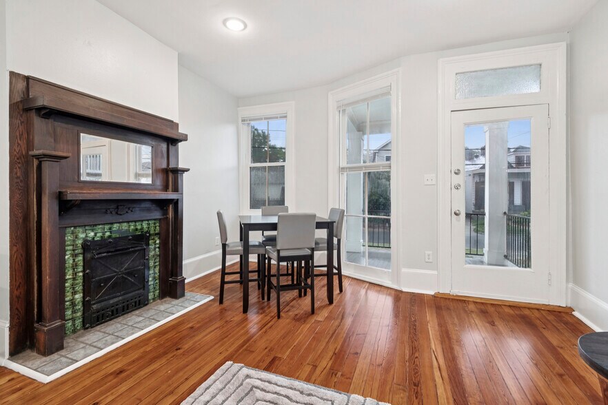Building Photo - 920 Lowerline St