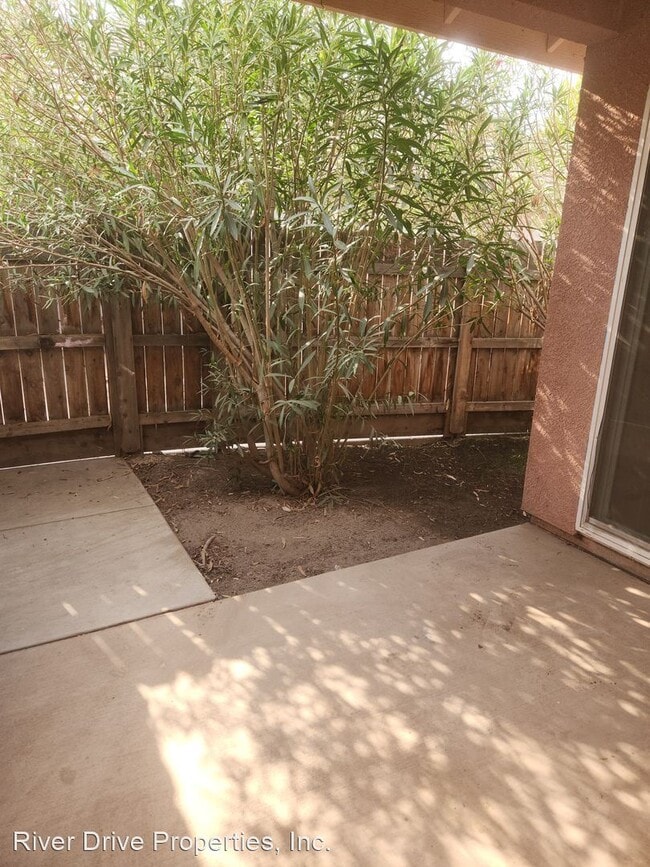 Building Photo - 2 br, 2 bath House - 2069 Bella Oaks Drive
