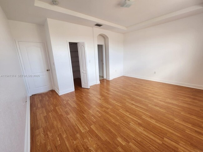 Building Photo - 16462 SW 48th Terrace