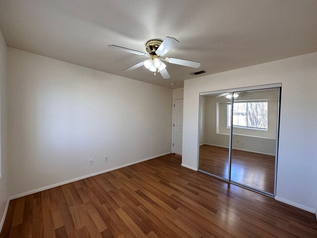 Building Photo - Great 3 Bedroom, 2 Bath Home Centrally located in Kingman!