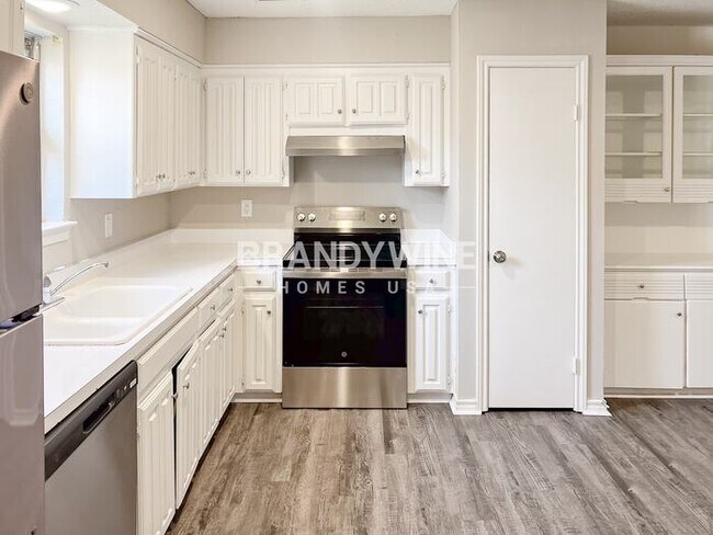 Building Photo - 1206 Misty Way