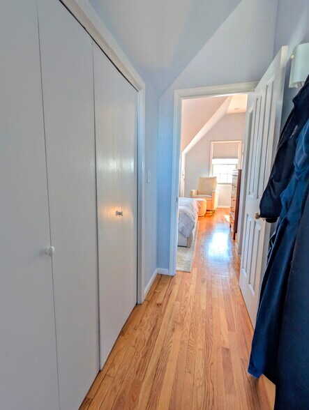 Building Photo - 216 Parker Hill Ave