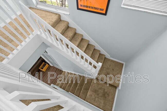 Building Photo - 272 Live Oak Ln