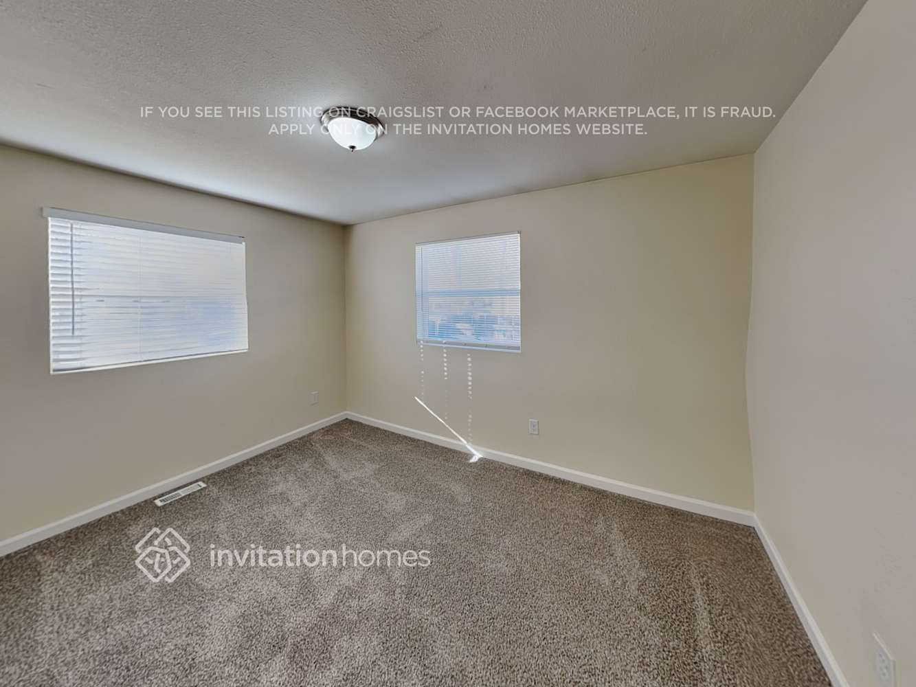 Building Photo - 5342 Xanadu St