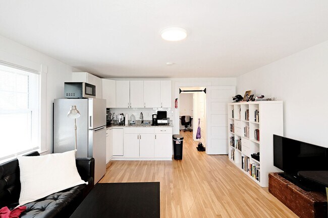 Building Photo - Top-Level Fry's Spring Apartment With Utilities Included