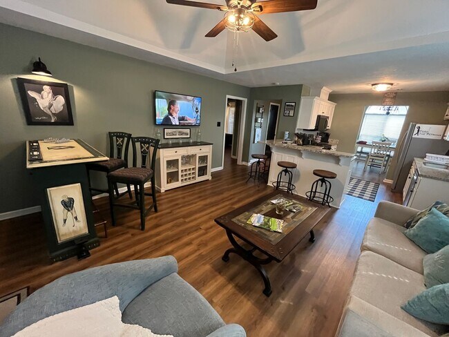 Building Photo - Home Away From Home - Furnished Rental