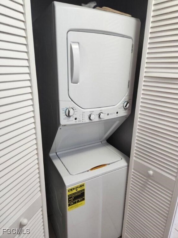 Building Photo - 1245 SE 8th St