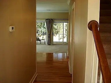 Building Photo - 1010 Ariel Ln