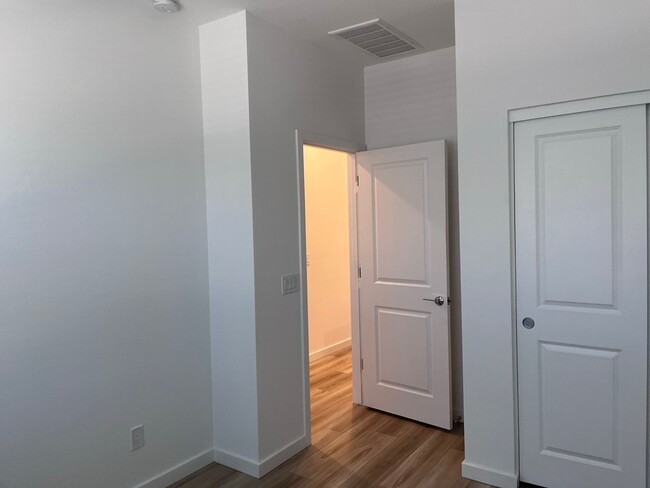 Building Photo - COMING SOON! TOWN HOME WITH COMMUNITY POOL...