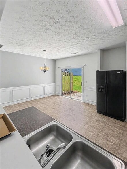 Building Photo - 2878 Snapfinger Manor