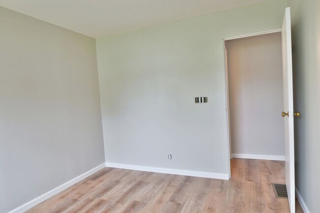 Building Photo - RENTAL AVAILABLE!