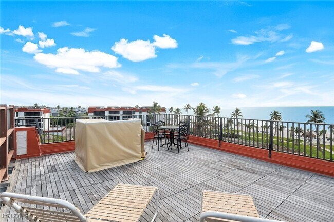 Building Photo - 2445 W Gulf Dr