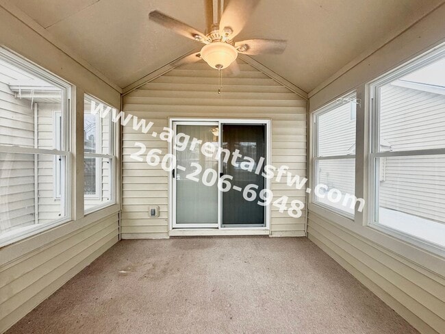 Building Photo - 2 Bedroom Property