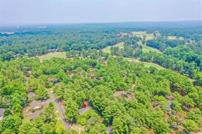 Building Photo - 150 Lost Tree Rd